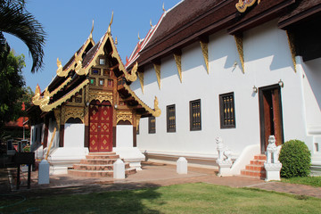 Fototapeta premium in a buddhist temple (Wat Duang Di) in chiang mai (thailand)