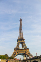 Fototapeta na wymiar Torre eifel de paris bonito panorama