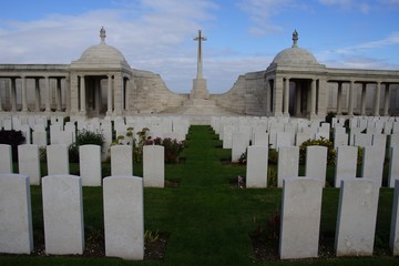 Dud Corner Cemetery, Loos Memorial