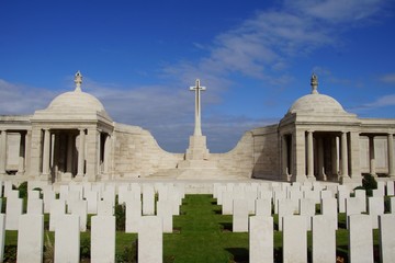 Dud Corner Cemetery, Loos Memorial