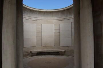 Dud Corner Cemetery, Loos Memorial