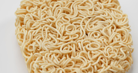 Dry instant noodles