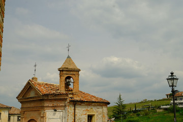 the beautiful medieval village of monforte d'alba in the heart of the Piedmontese Langhe