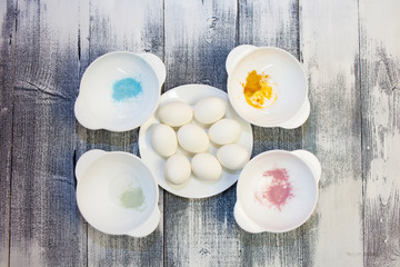 Painting eggs for Easter. Dyes for eggs for Easter