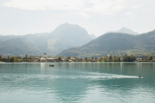 Austria, Alps, Salzburg, Salzkammergut, Salzburger Land, Wolfgangsee, view towards Strobl