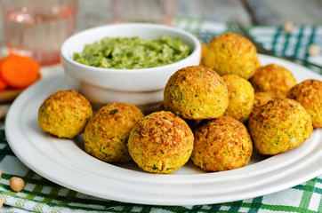 chickpeas carrots cilantro bites with pesto sauce