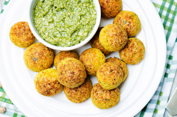 chickpeas carrots cilantro bites with pesto sauce