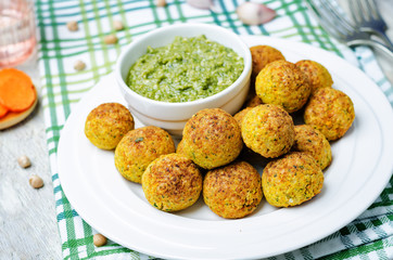 chickpeas carrots cilantro bites with pesto sauce