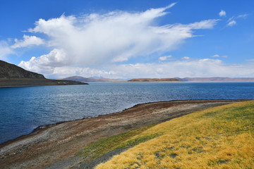 Great lakes of Tibet. Lake Rakshas Tal (Langa-TSO) in summer in cloudy day