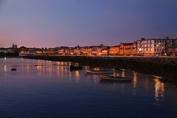 Fototapeta premium atardecer en la bahía 