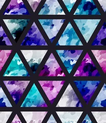 Behang Naadloze paarse aquarel patroon met driehoek. Heldere kosmos mozaïek achtergrond © lidiia