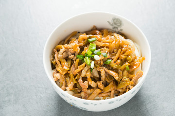 Pork pickled mustard green noodles