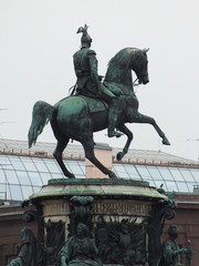 Obraz premium monument on the square in St. Petersburg