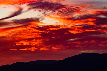 Fototapeta premium Brennende Himmel