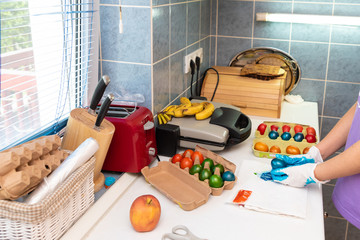 painting eggs, old Orthodox customs for Easter holidays