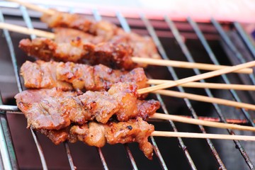 Roasted pork is delicious at street food