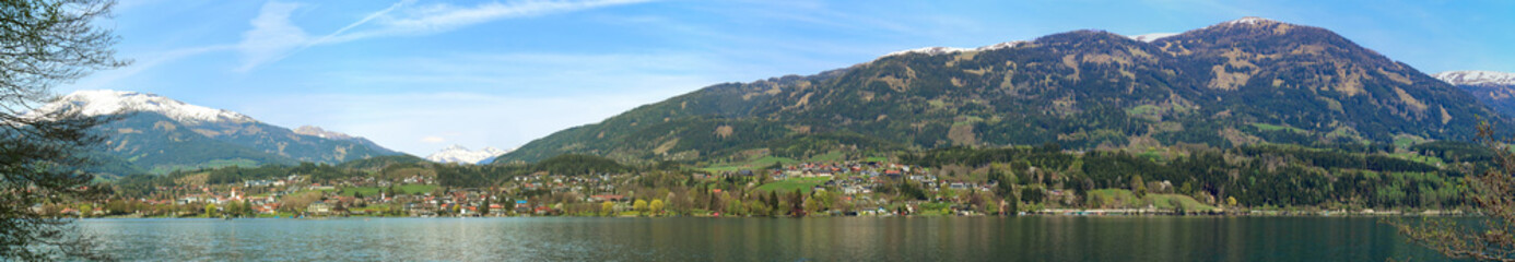 Fototapeta na wymiar Panorama Millstätter See bei Seeboden / Kärnten / Österreich