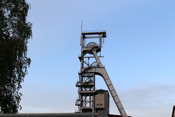Gruben Turm Fördern