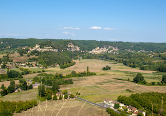 Fototapeta na wymiar View of the valley of the Dordogne River from Castelnaud Castle, Aquitaine, France