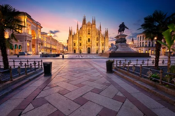 Cercles muraux Milan Milan, Italy. Cityscape image of Milan, Italy with Milan Cathedral during sunrise.