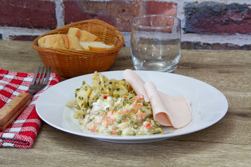 blanc de dinde et crudité 