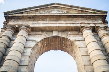 Obraz premium The Aquitaine gate inspired by ancient triumphal arches