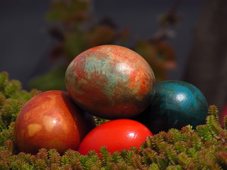 Color Easter eggs