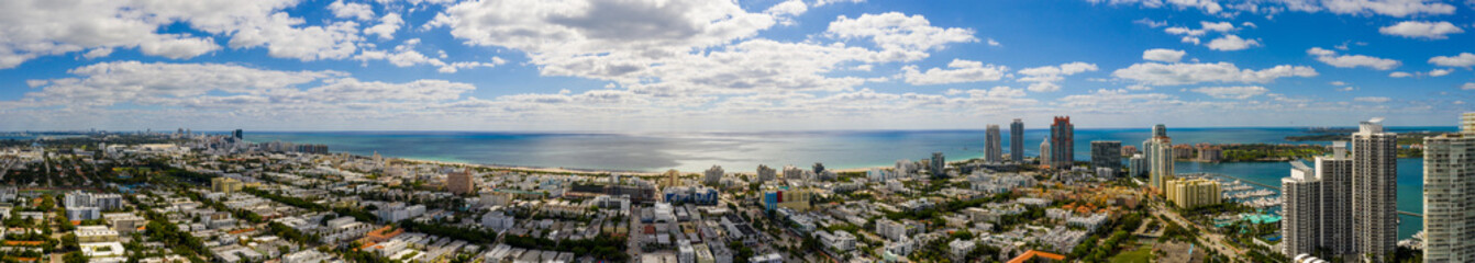 Obraz premium Aerial colorful summer panorama Miami Beach FL image