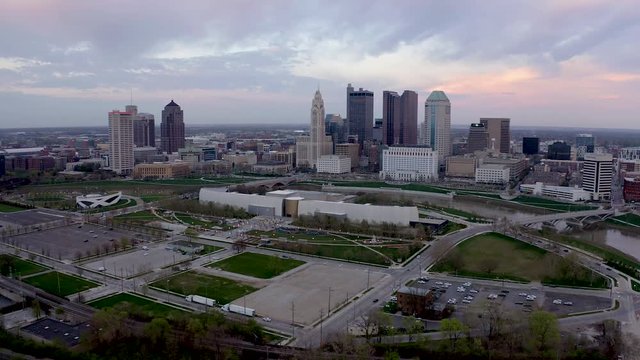 180 Degree Pan Around the Columbus Ohio Skyline Featuring Scioto River