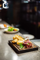 beef tartare with salad