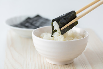 白いご飯と味のり　Japanese meal