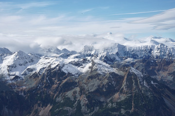 Fototapeta na wymiar Hochnebel in den Alpen