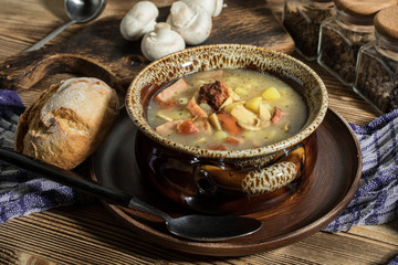The sour soup made of rye flour.