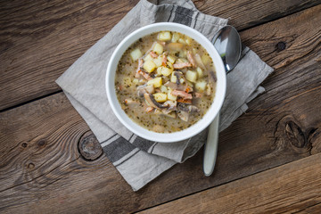 Sour rye soup.