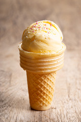 vanilla ice cream cone