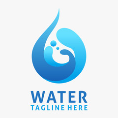 Obraz premium Water drop logo design with splash effect 