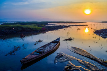 Cold night Meets Warm morning 