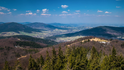 Widok na góry z wieży