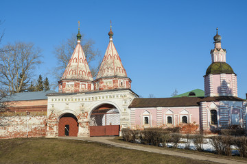 Fototapeta na wymiar Russian Orthodox churches and monasteries.