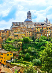Fototapeta na wymiar View of the historic cityscape of Siena in Tuscany, Italy.