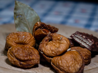 dried figs with kernels on kitchen table