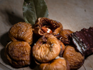 dried figs with kernels on kitchen table