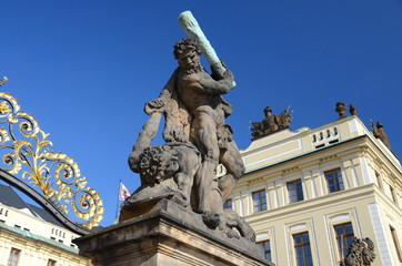 Fototapeta na wymiar Sculpures at the entrance to the New Royal Palace in Prague