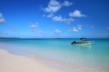 Fototapeta na wymiar Fayaoue beach on the coast of Ouvea lagoon, Mouli and Ouvea Islands, Loyalty Islands, New Caledonia