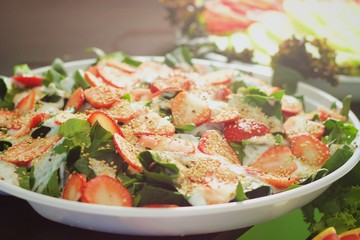 ensalada de espinacas con fresas barra de ensalada salud bajar de peso dieta vegana