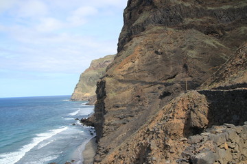 Fototapeta na wymiar Küstenwanderung auf Santo Antao, Kap Verden, kurz vor Cruzinha