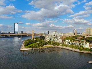 Fototapeta na wymiar View of Brooklyn Bridge and Manhattan skyline, New York City downtown. New York City stunning panoramic view of Brooklyn Bridge with Hudson river. 