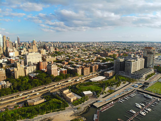 Obraz premium Aerial view of downtown Brooklyn. New York City. Brooklyn is the most populous of New York's five boroughs. Traditional building in Brooklyn Heights