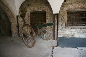 Fototapeta na wymiar Old style cannon with two wheels