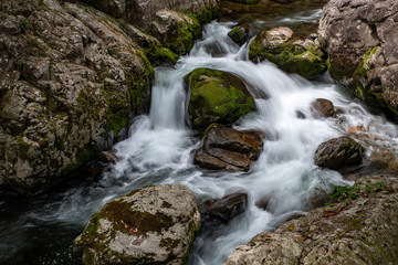 島根県　裏匹見峡の渓流